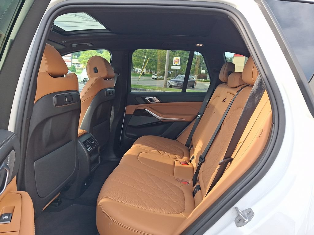 Used 2026 BMW X5 xDrive40i AWD/4WD image 13
