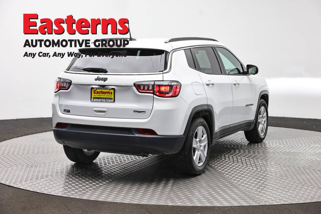 Used 2022 Jeep Compass Latitude w/ Convenience Group FWD image 5