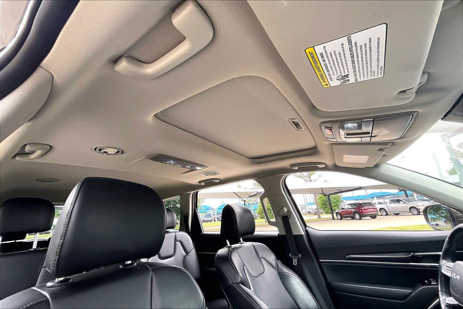 Used 2025 Kia Telluride S AWD/4WD image 14