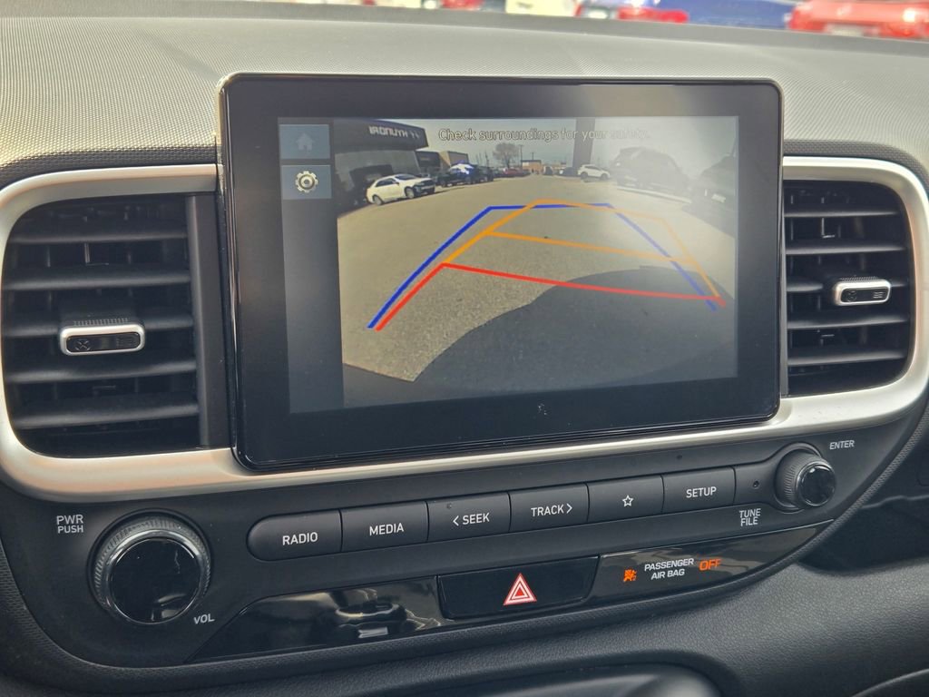Used 2023 Hyundai Venue SEL image 33