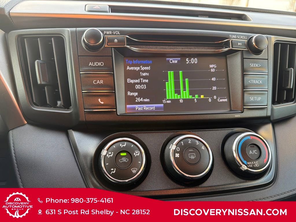 Used 2016 Toyota RAV4 LE image 19