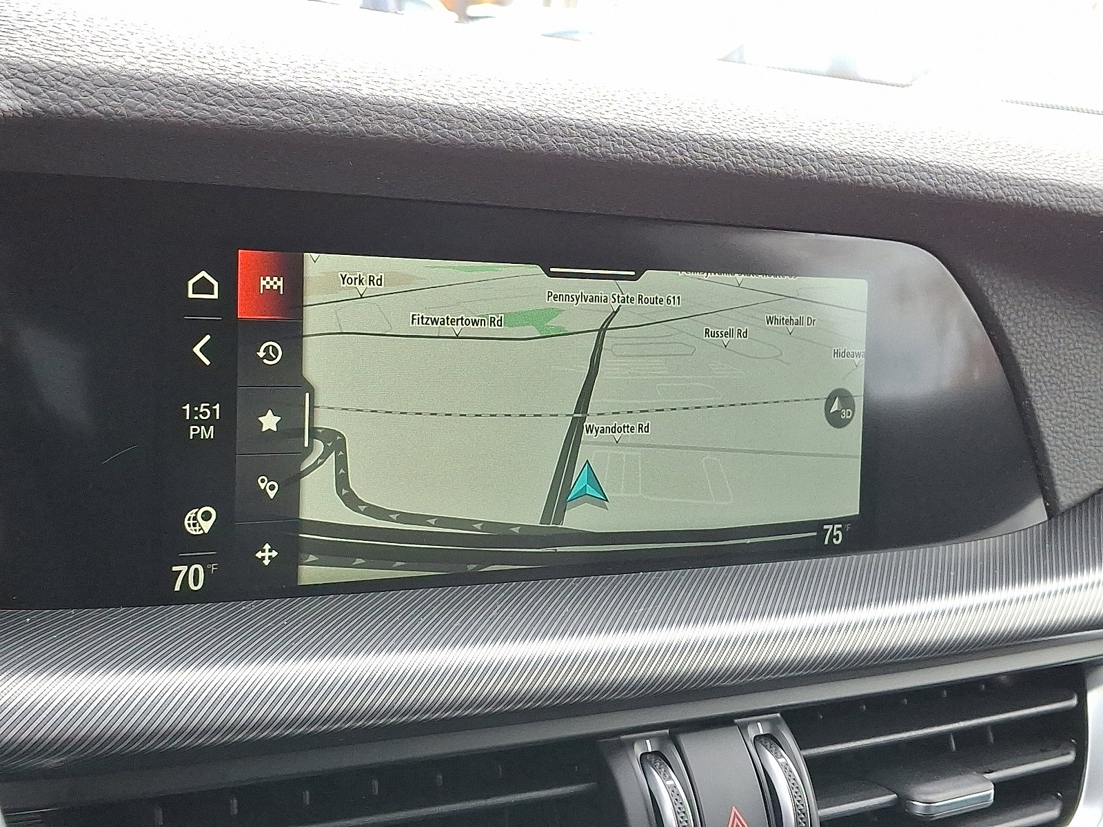 New 2025 Alfa Romeo Stelvio Sprint w/ Convenience Package image 14