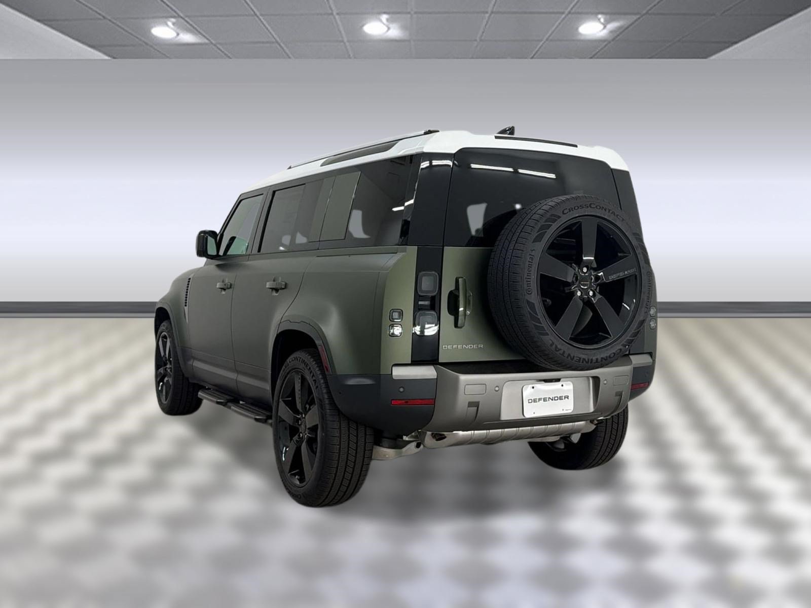 New 2026 Land Rover Defender 110 S AWD/4WD image 3