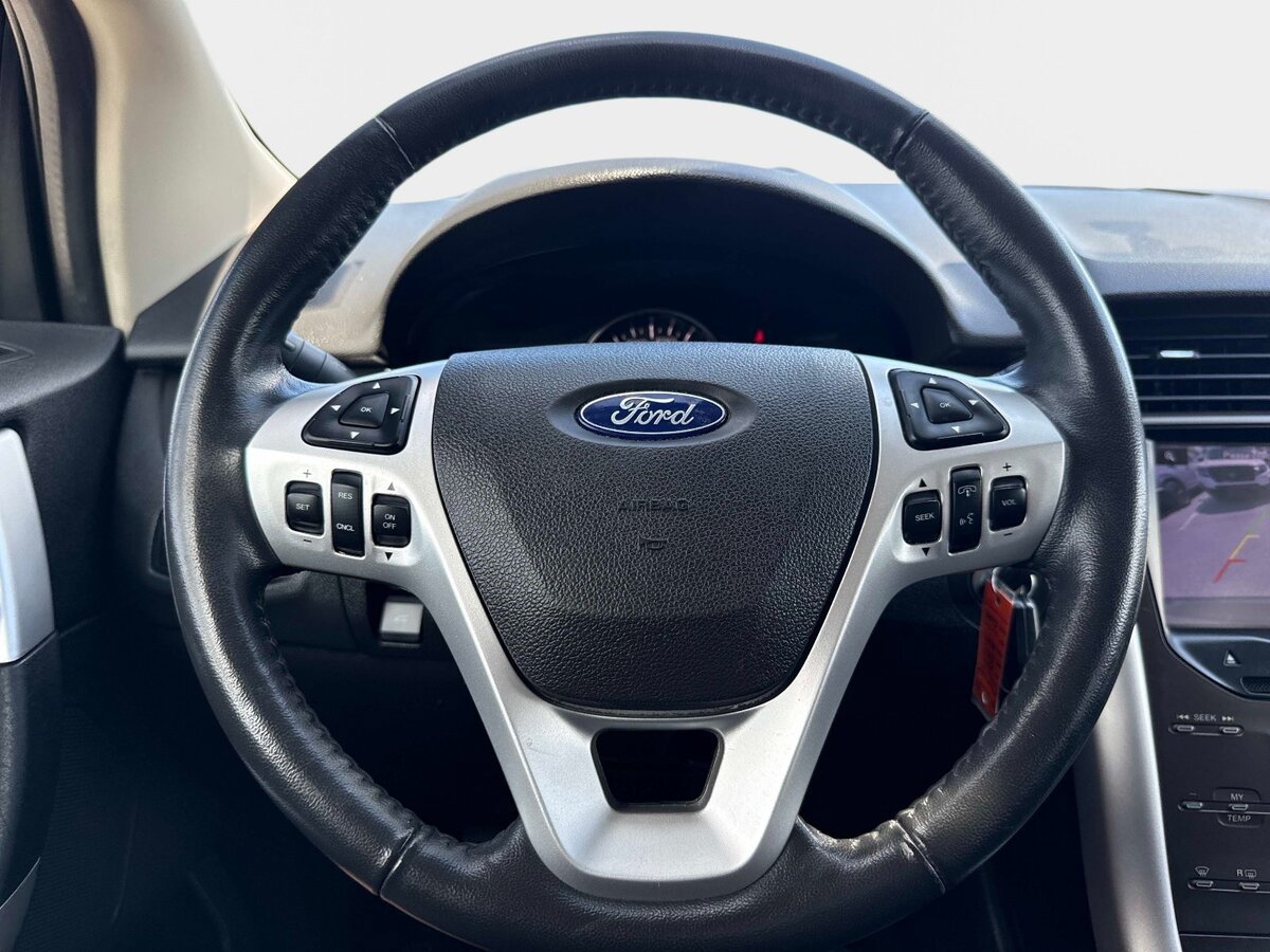 Used 2013 Ford Edge SEL FWD image 26