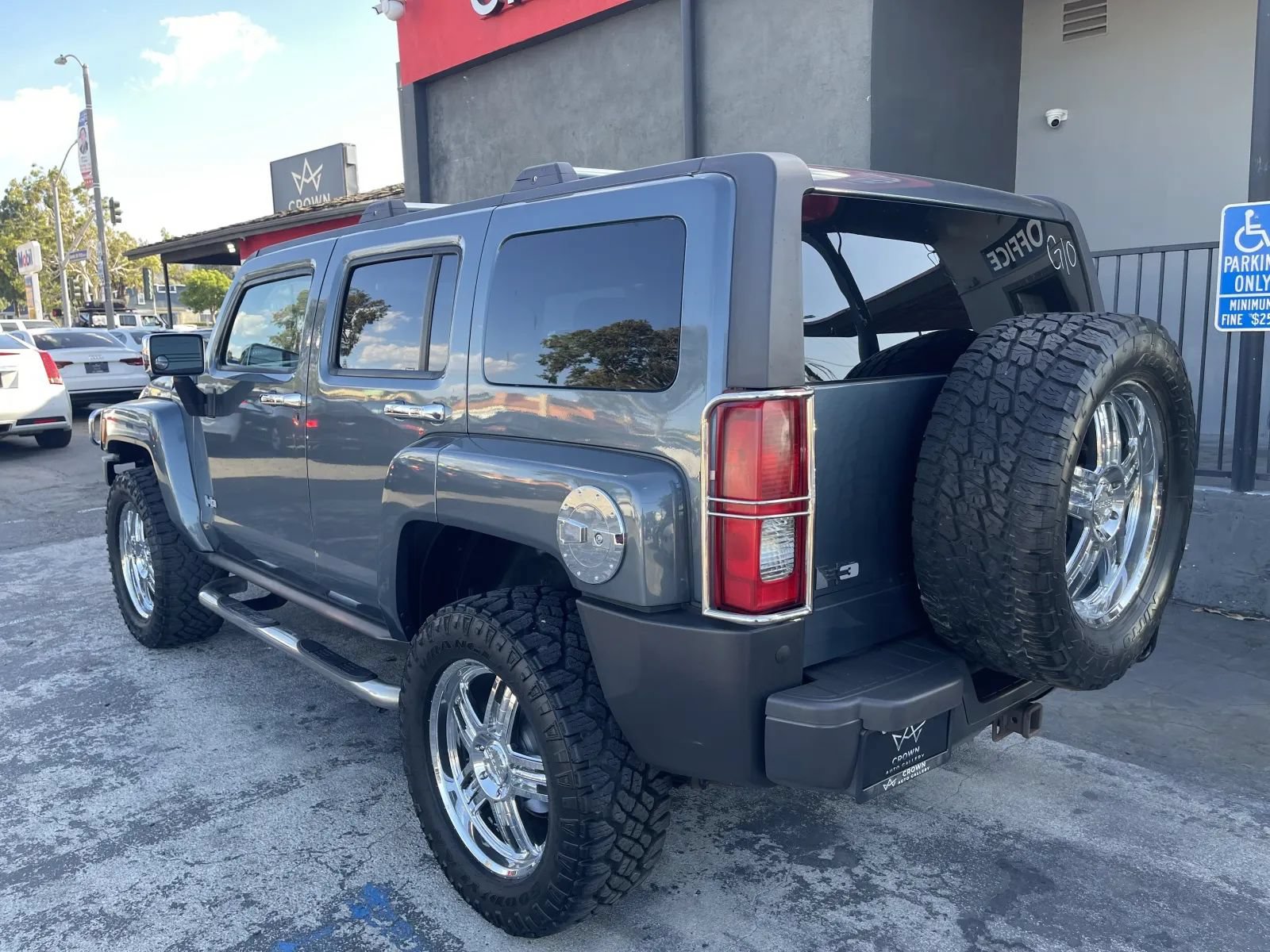 Used 2007 HUMMER H3 AWD/4WD image 7