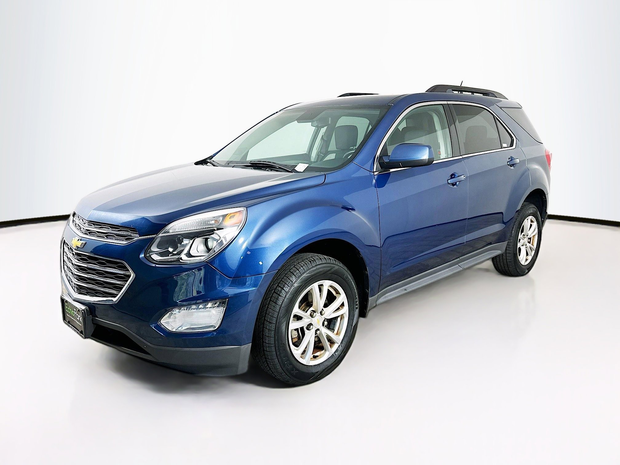 Used 2017 Chevrolet Equinox LT w/ Convenience Package image 3