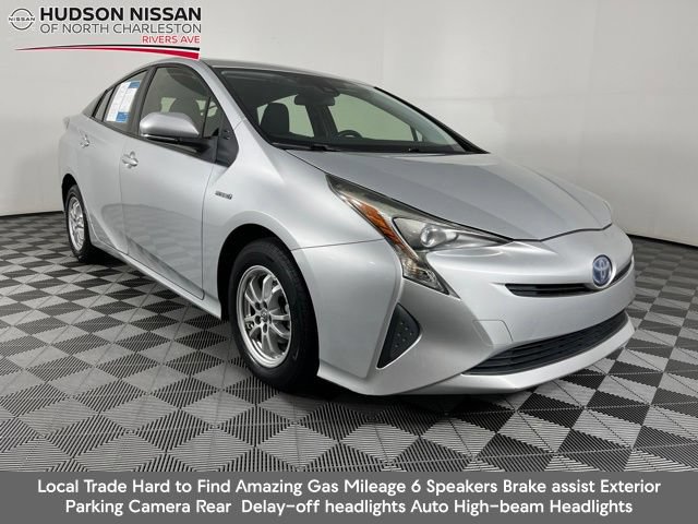 Used 2017 Toyota Prius Two FWD video 1