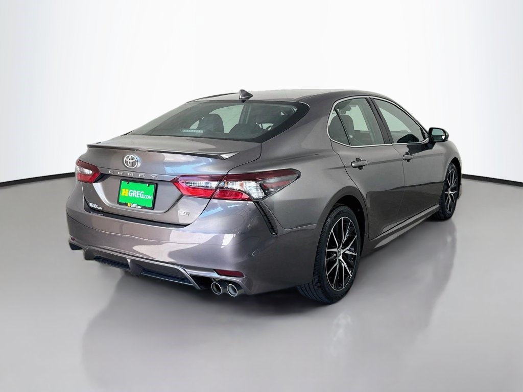 Used 2021 Toyota Camry SE FWD image 10