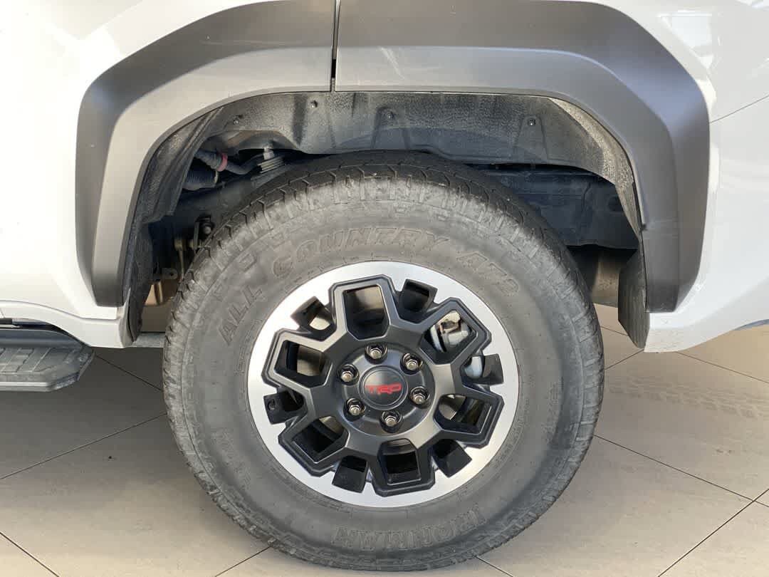 Used 2025 Toyota 4Runner TRD Off-Road AWD/4WD image 12