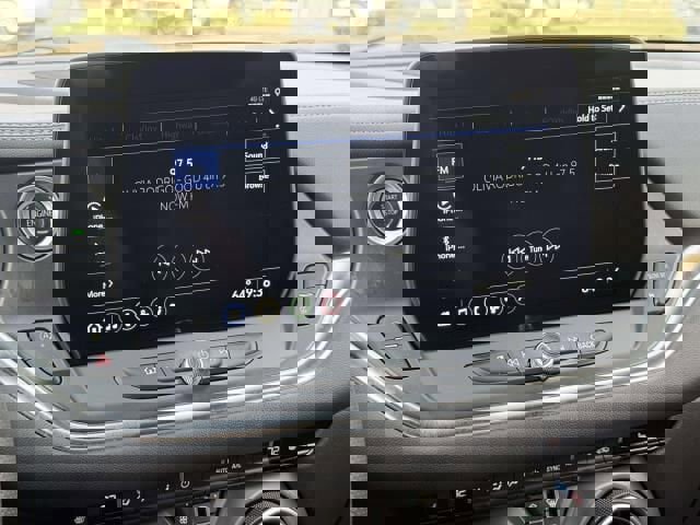 Used 2025 Chevrolet Blazer LT image 22