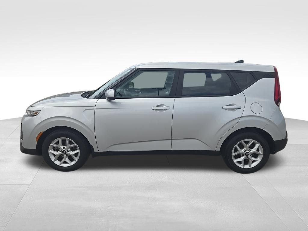Used 2020 Kia Soul S FWD image 10
