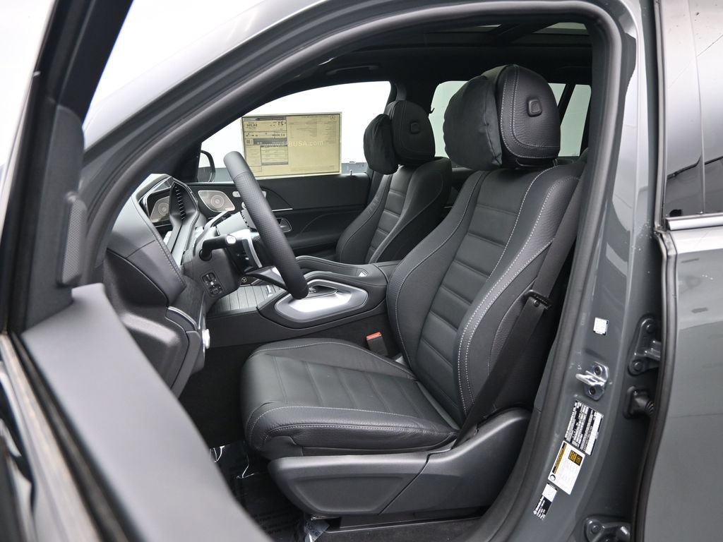 New 2026 Mercedes-Benz GLS 450 4MATIC image 18
