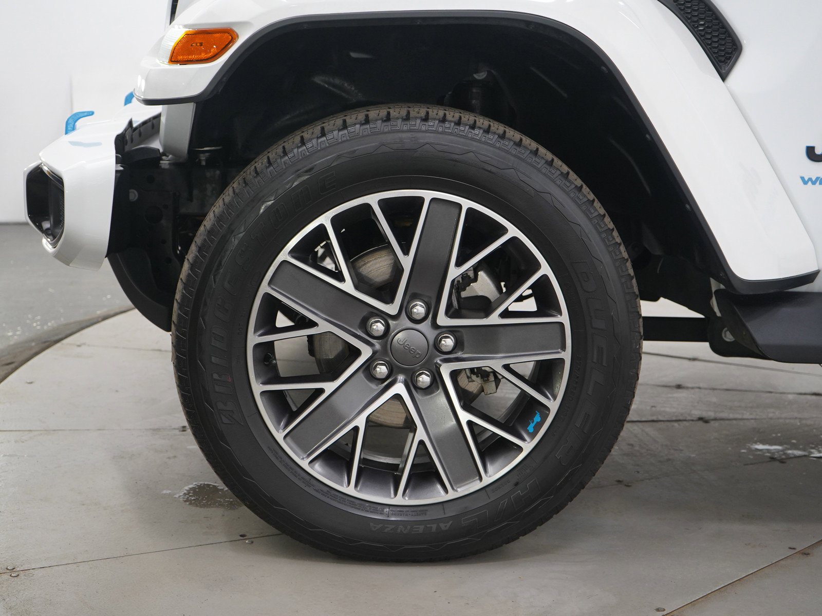 Used 2022 Jeep Wrangler Unlimited Sahara image 30