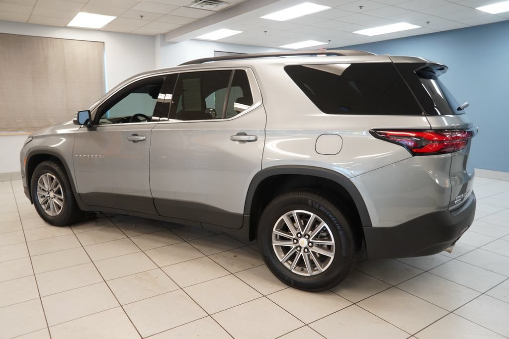Used 2024 Chevrolet Traverse LT AWD/4WD image 7