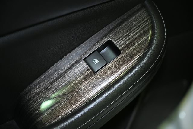 Used 2016 Chevrolet Malibu LT image 44