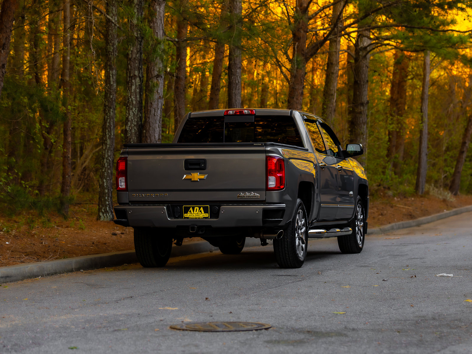 Used 2017 Chevrolet Silverado 1500 High Country image 46