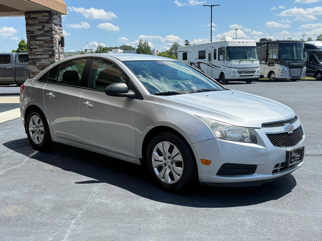 Used 2014 Chevrolet Cruze LS FWD image 6