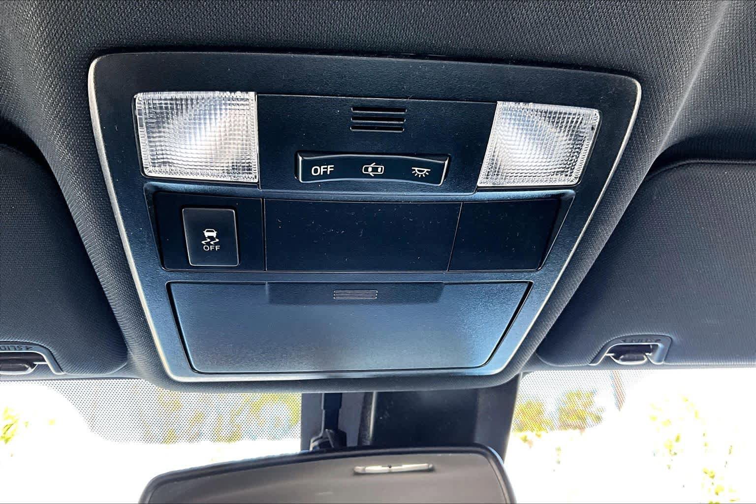 Used 2019 Toyota Tacoma TRD Sport w/ Technology Package RWD image 33