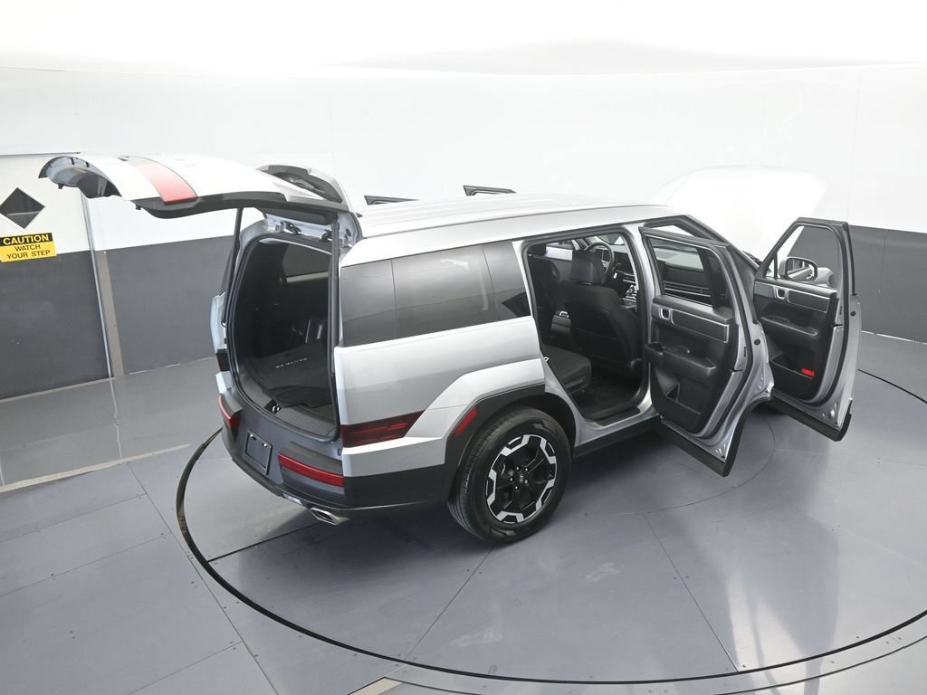 Used 2025 Hyundai Santa Fe SE FWD image 67