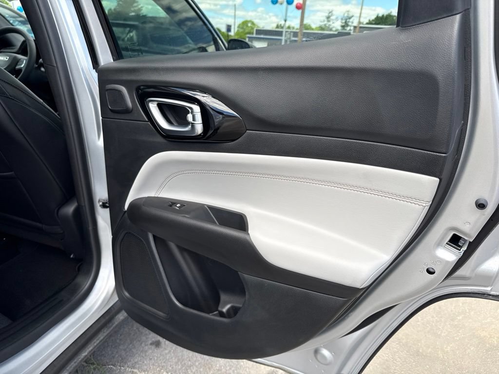 New 2026 Jeep Compass Limited w/ Sun, Sound & Navigation Group AWD/4WD image 25