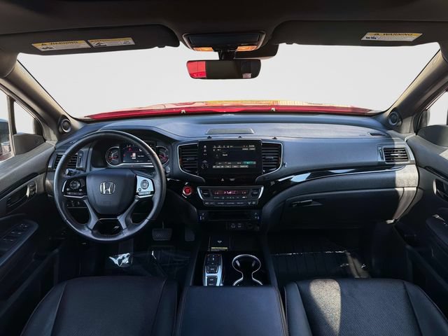 Used 2025 Honda Passport Black Edition image 22