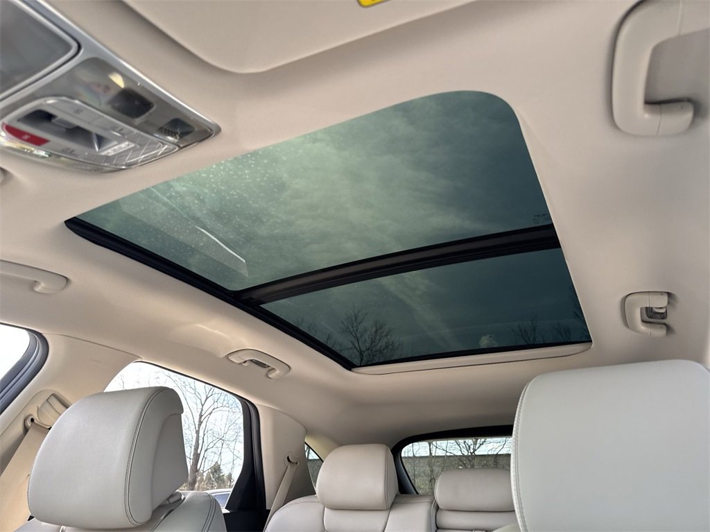 Used 2026 Genesis GV70 2.5T Select image 26