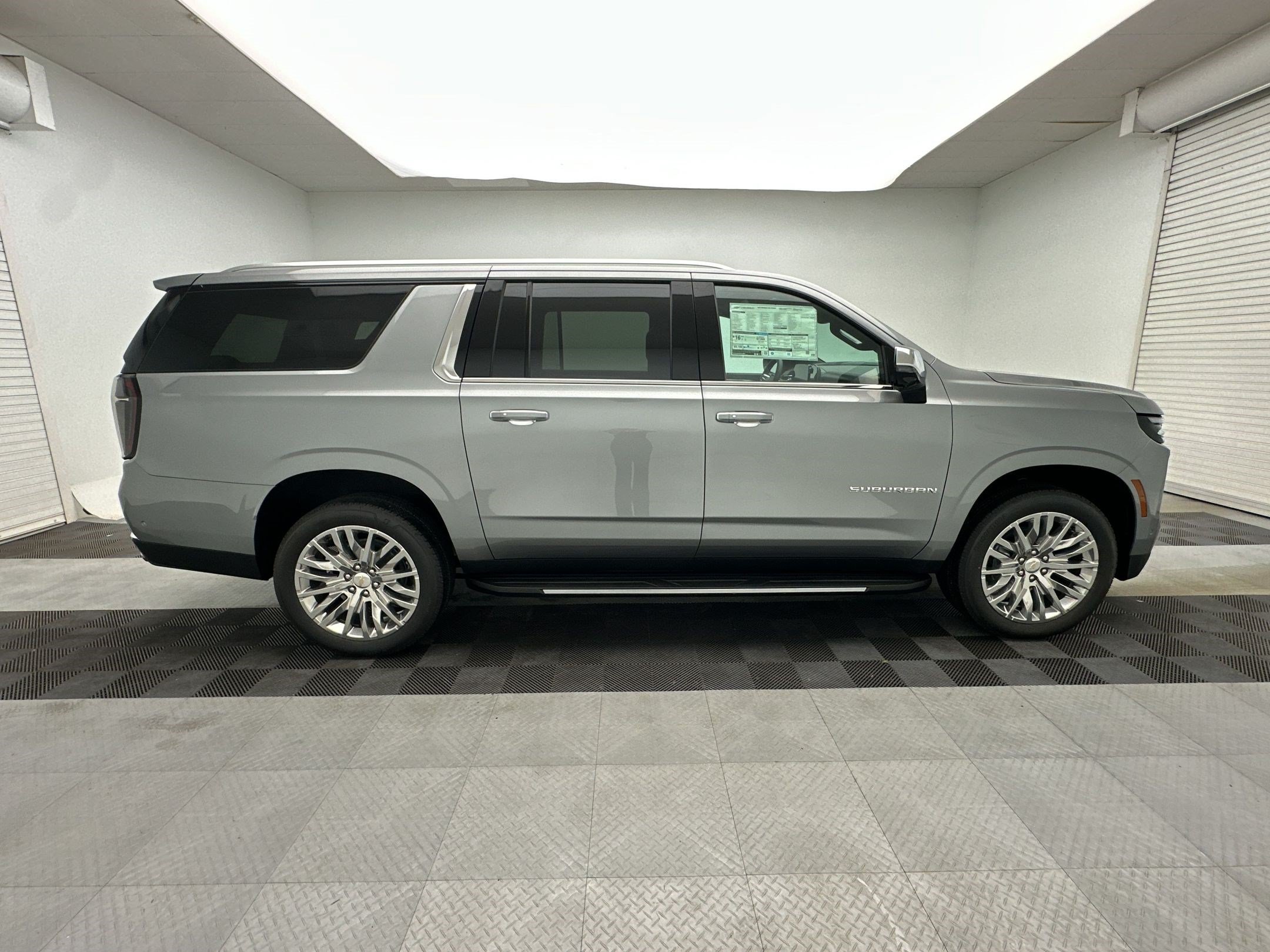 New 2026 Chevrolet Suburban Premier w/ Sun And Tow Package AWD/4WD image 8