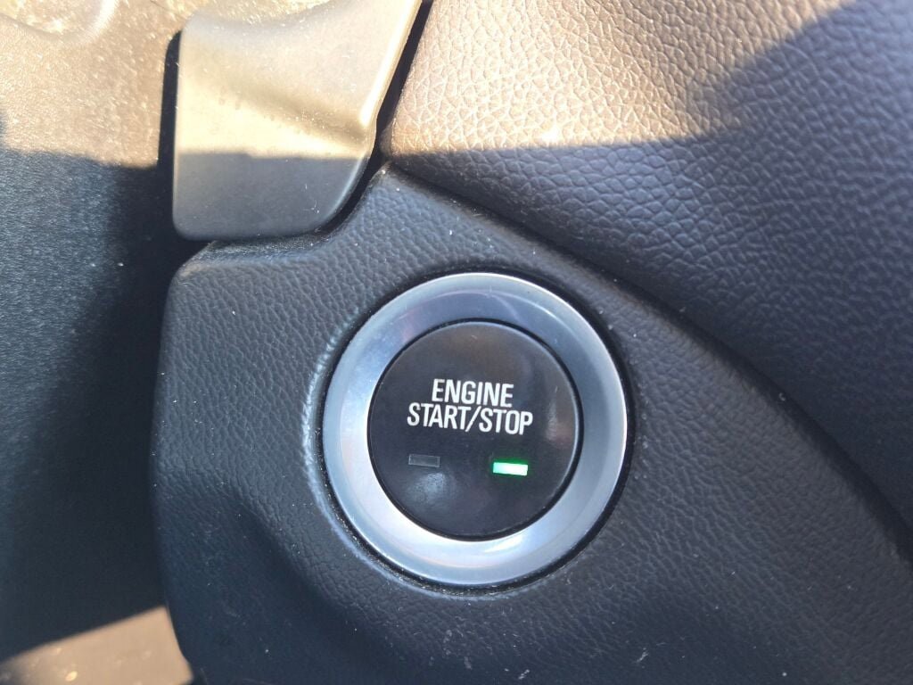 Used 2018 Chevrolet Equinox LT image 28