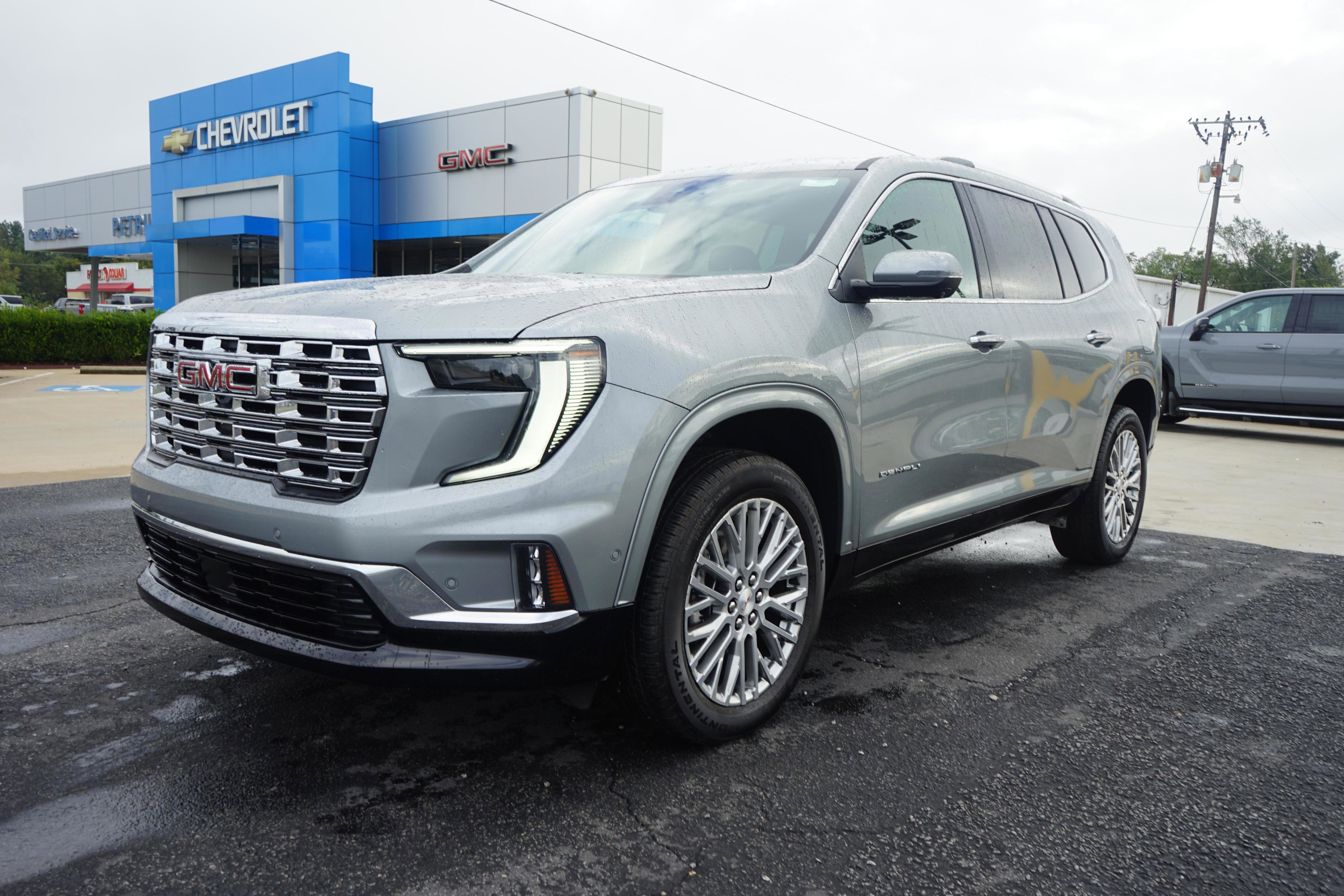 New 2025 GMC Acadia Denali w/ Super Cruise Package image 1