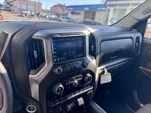 Used 2022 Chevrolet Silverado 1500 LT Trail Boss w/ Safety Package image 11