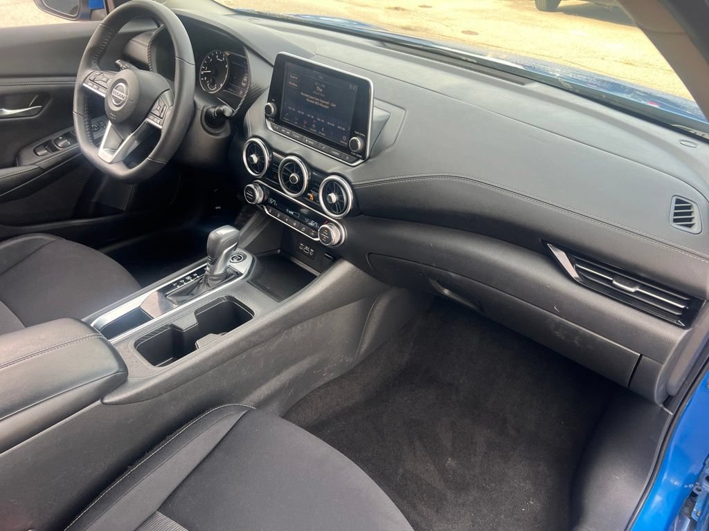 Used 2020 Nissan Sentra SV FWD image 18