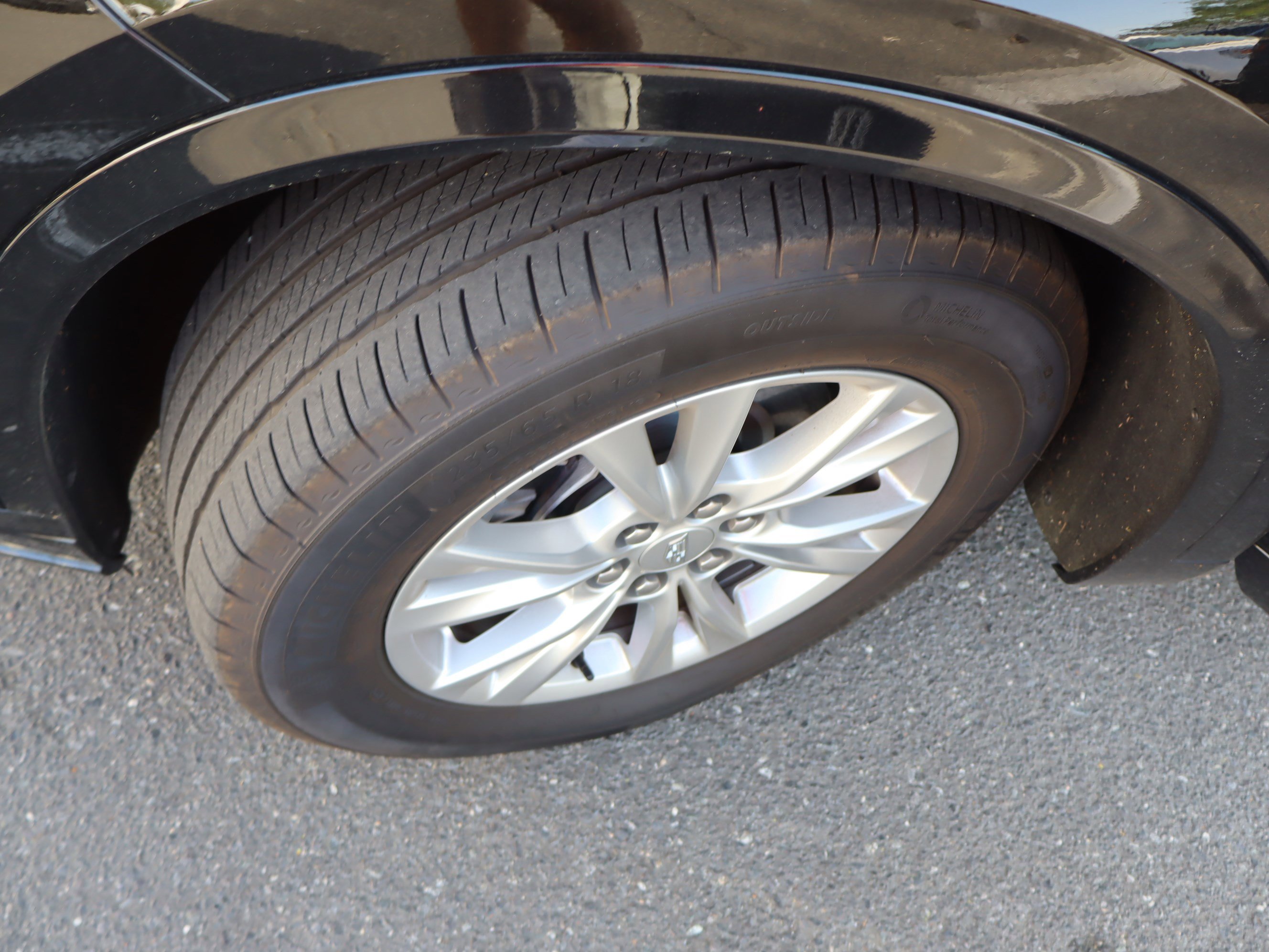 Used 2025 Cadillac XT6 Luxury image 43