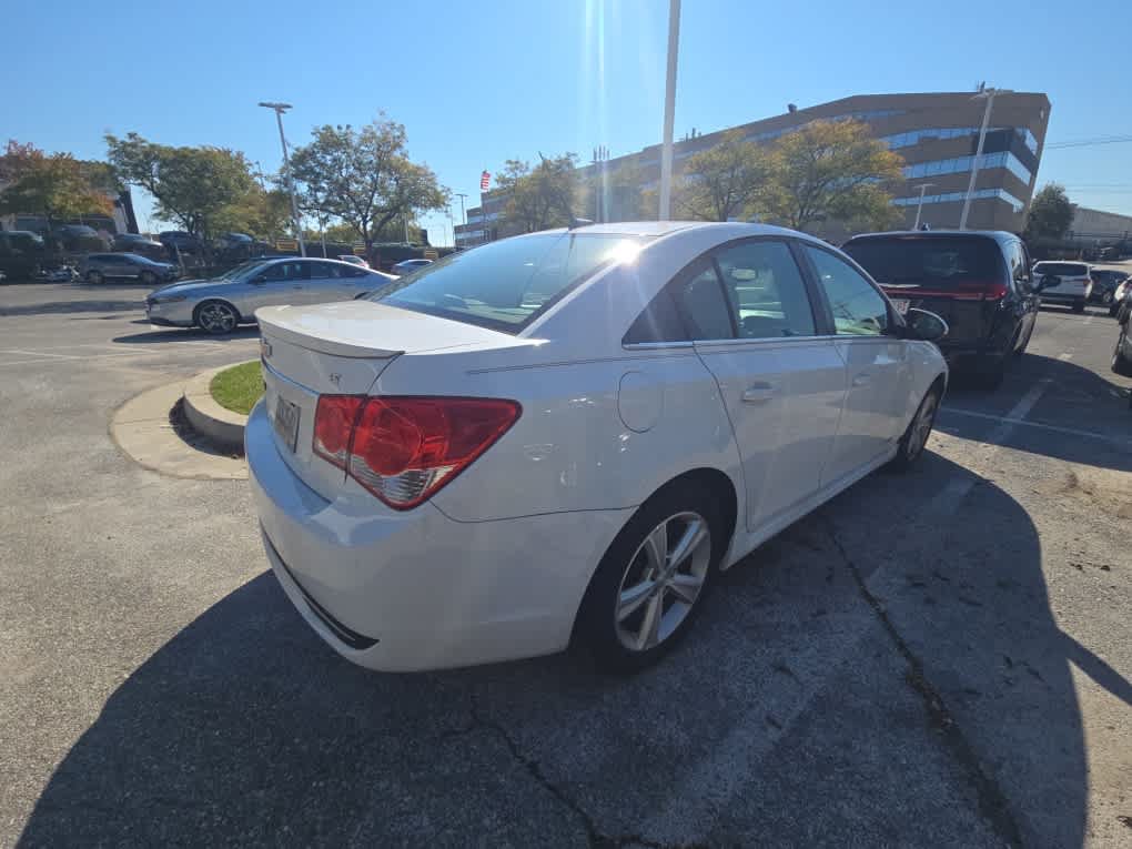 Used 2014 Chevrolet Cruze LT w/ Sun, Sound and Sport Package FWD image 3