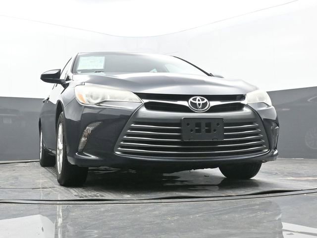 Used 2016 Toyota Camry LE image 60