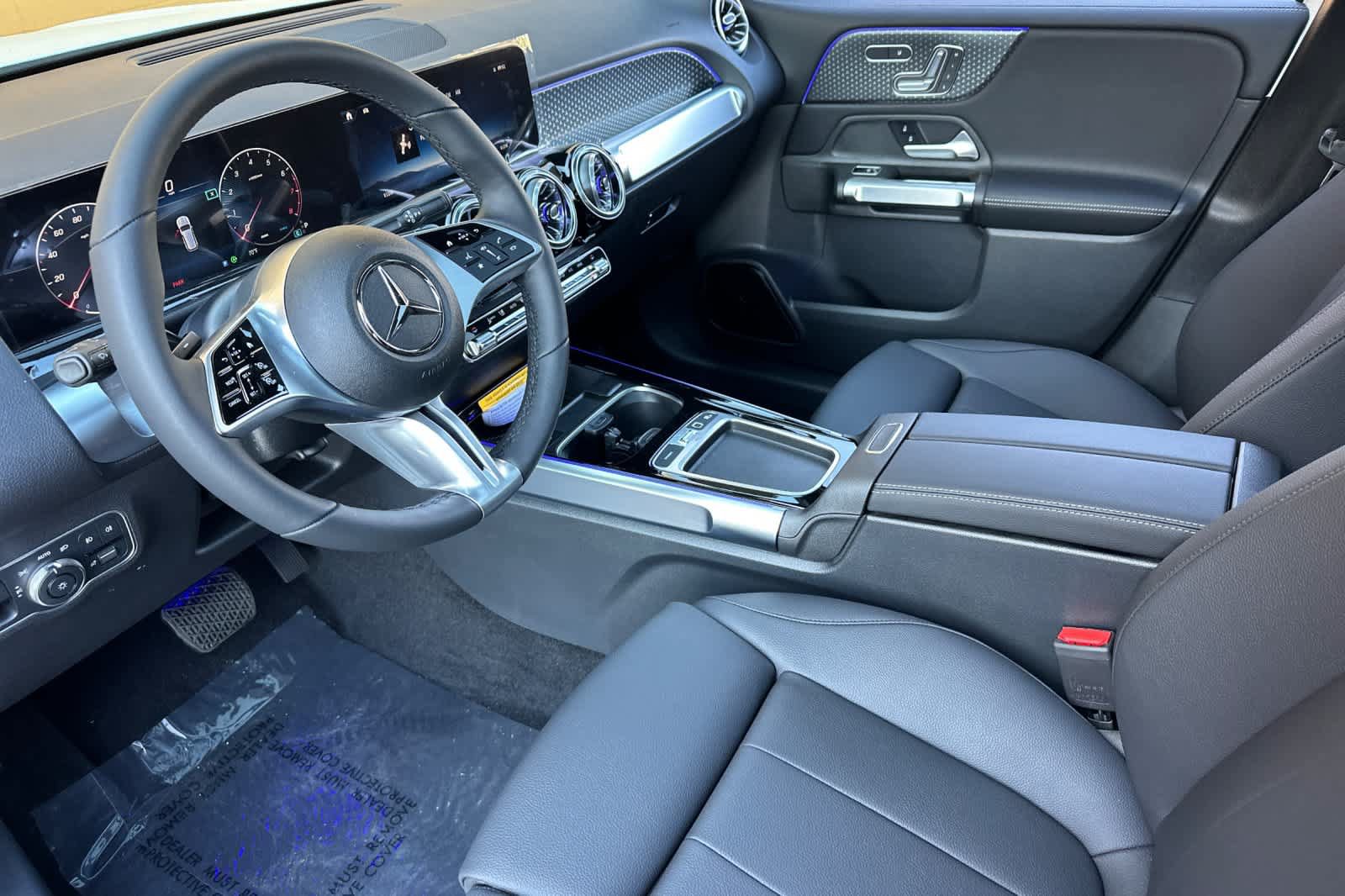 New 2026 Mercedes-Benz GLB 250 4MATIC image 9