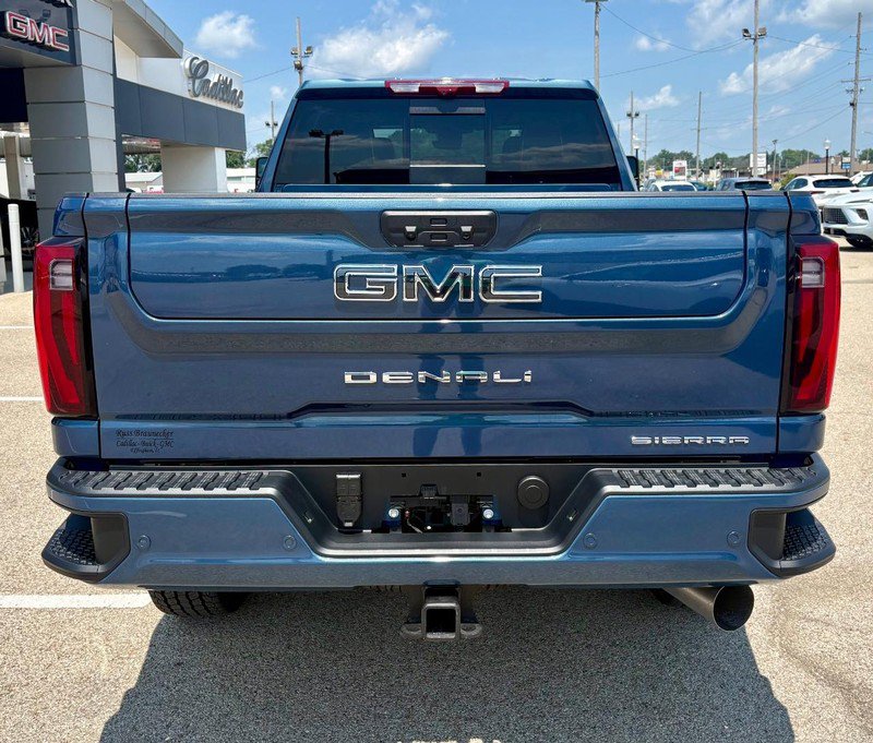 New 2026 GMC Sierra 2500 Denali Ultimate AWD/4WD image 4