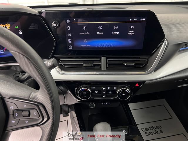 Used 2025 Chevrolet Trax LT image 38