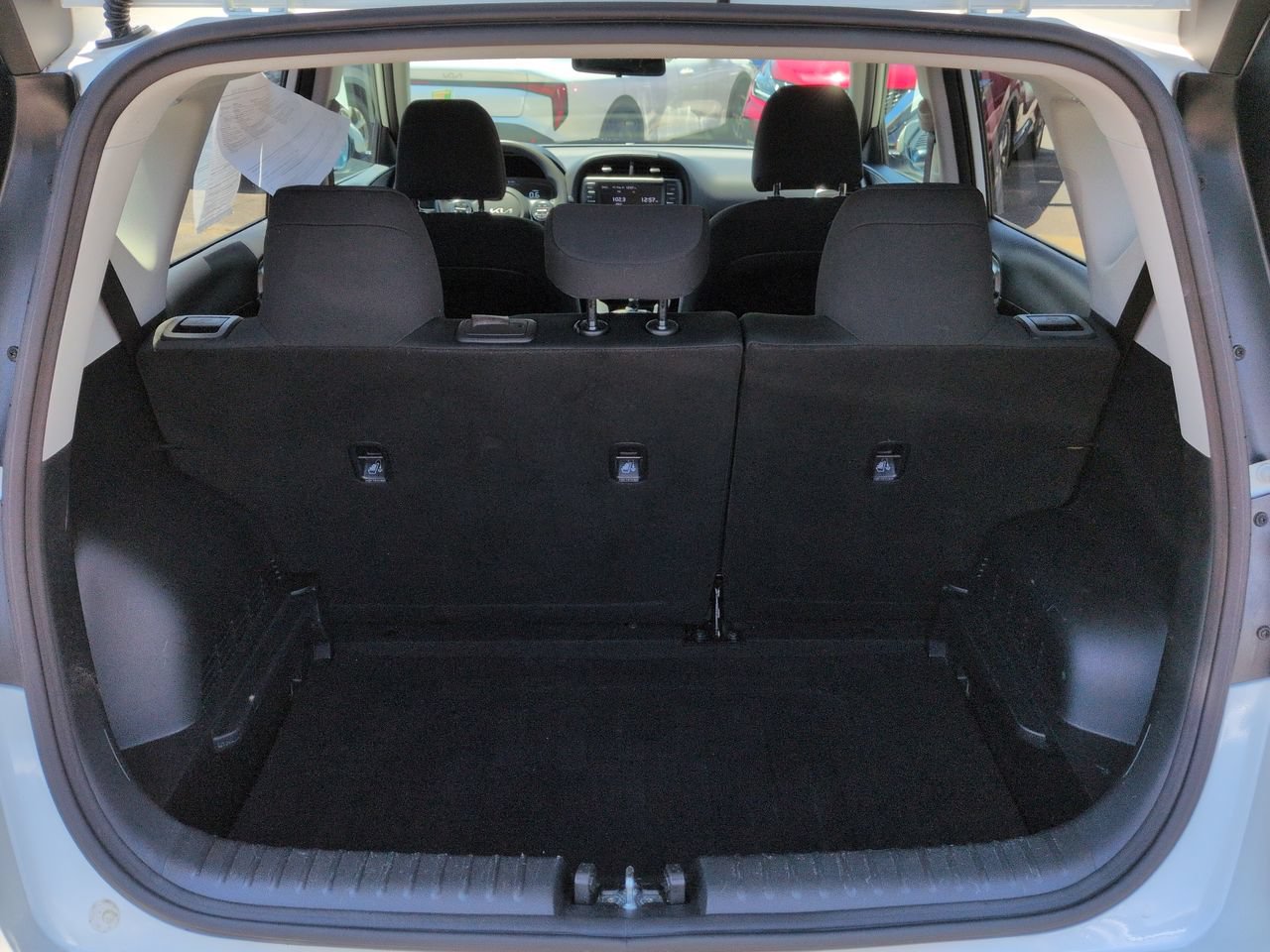 Certified 2023 Kia Soul LX w/ LX Technology Package FWD image 13