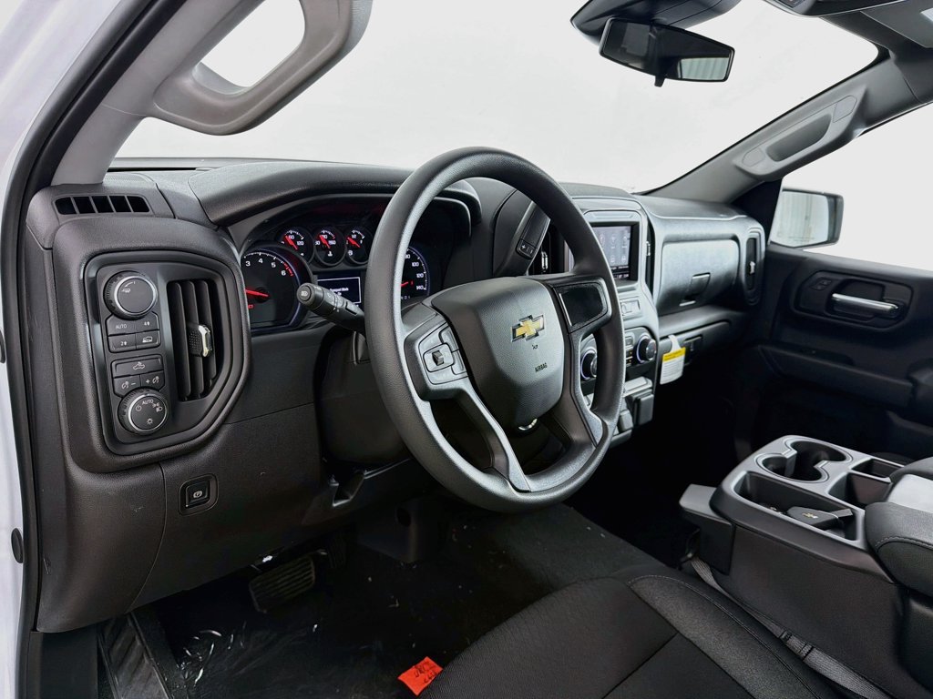 New 2026 Chevrolet Silverado 1500 Custom AWD/4WD image 9