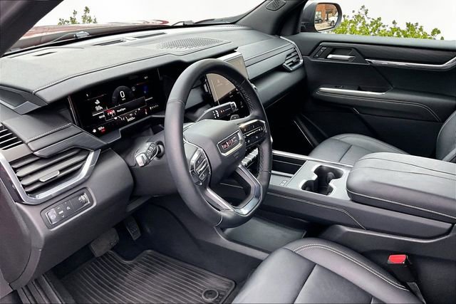 Used 2024 GMC Acadia Elevation FWD image 13