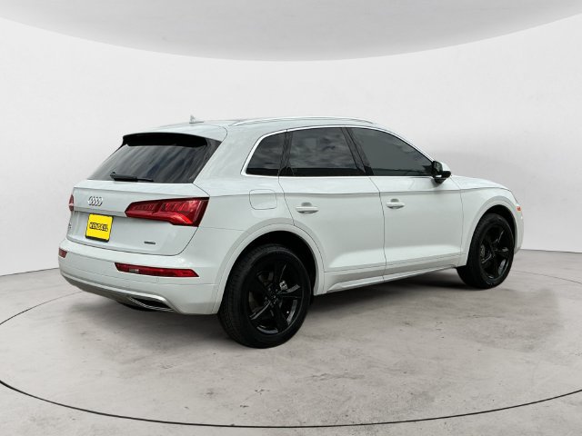 Used 2020 Audi Q5 Premium Plus AWD/4WD image 5