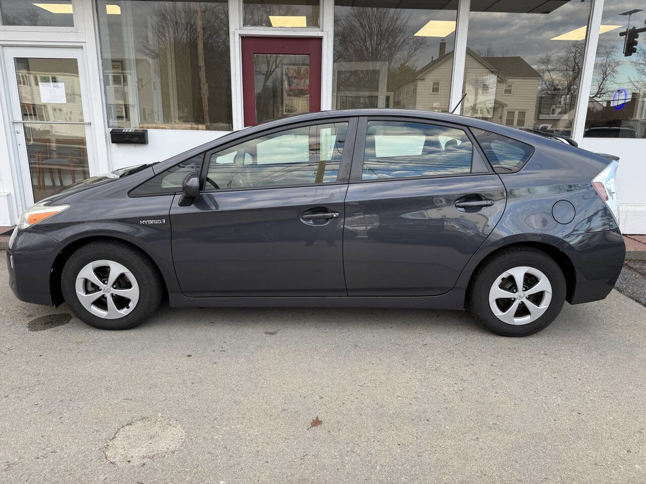 Used 2013 Toyota Prius Two FWD image 1