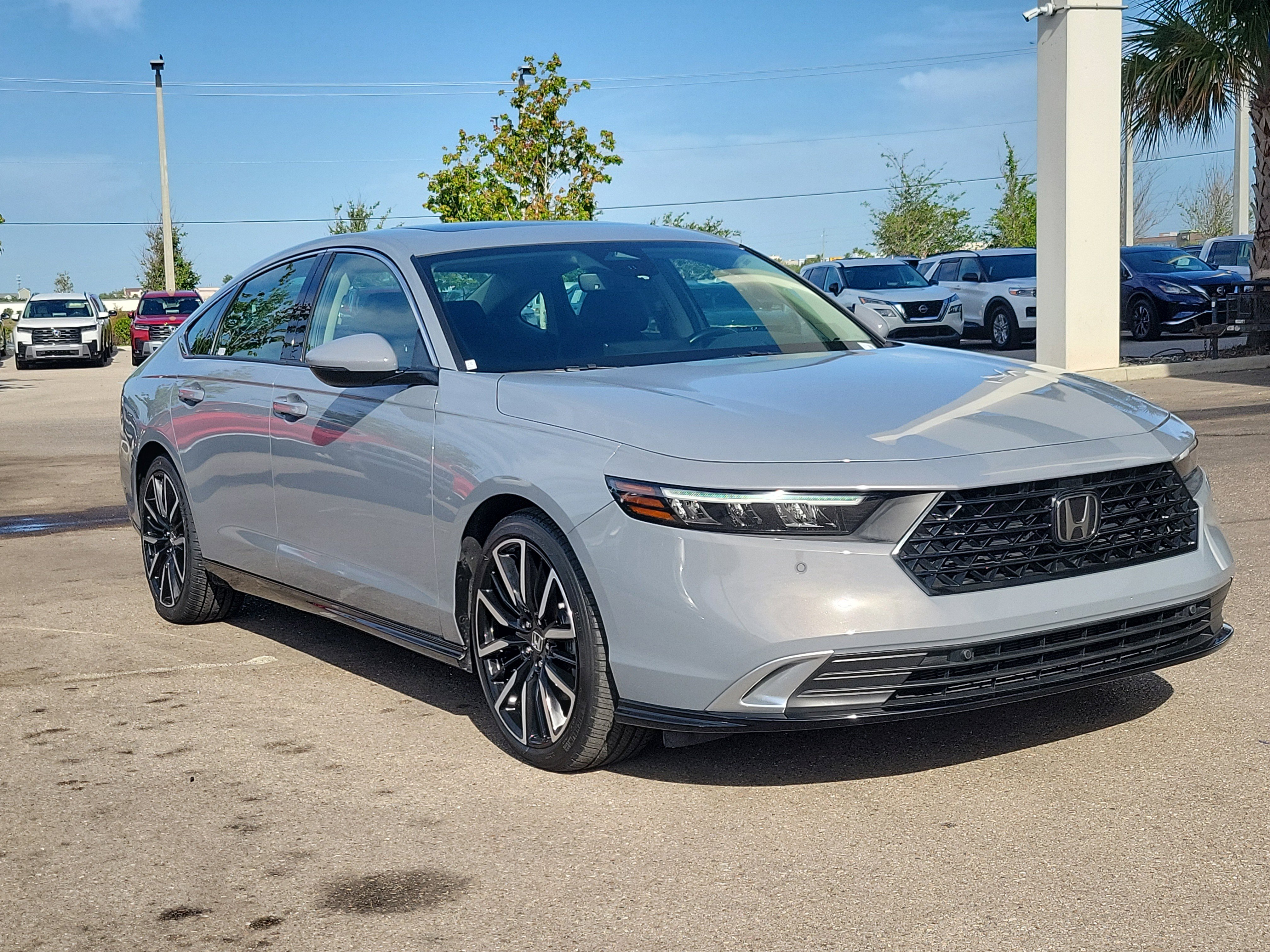 Used 2023 Honda Accord Touring image 32