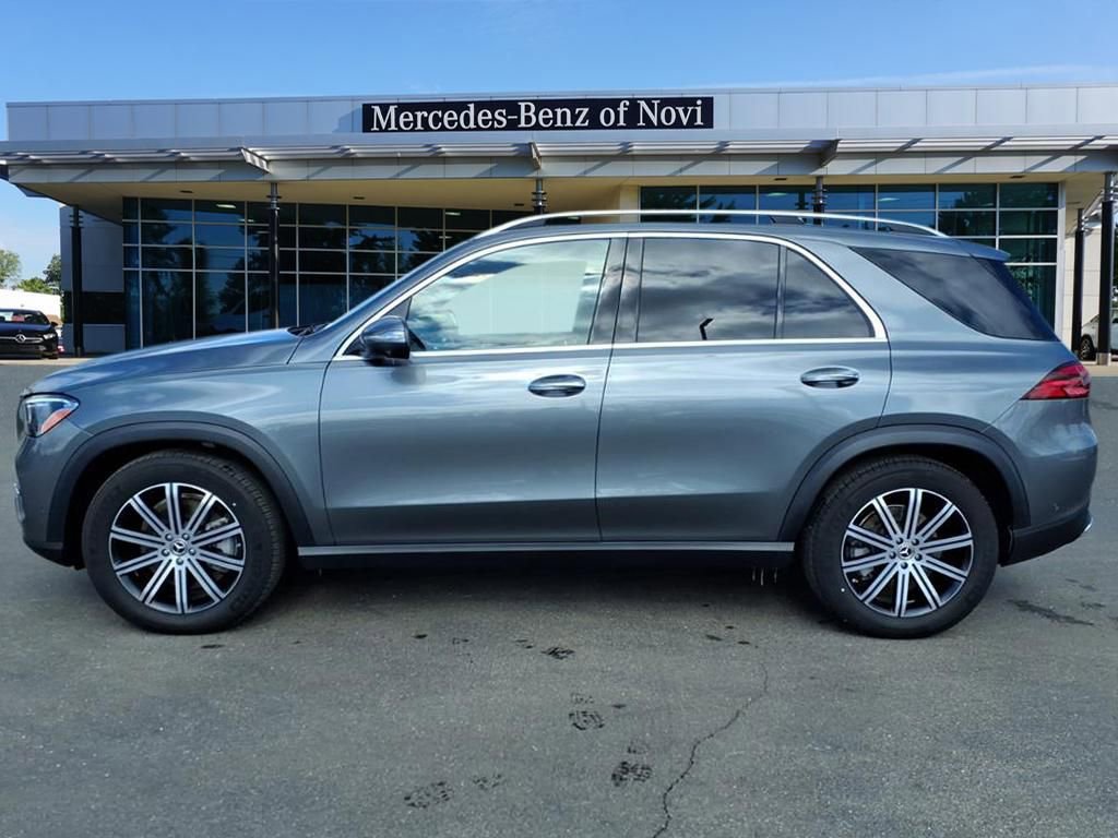 Certified 2025 Mercedes-Benz GLE 450 4MATIC image 2
