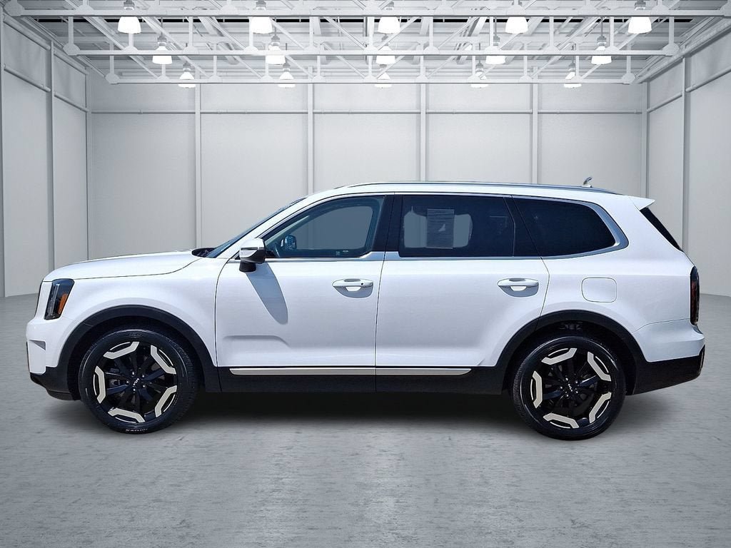 Used 2024 Kia Telluride EX FWD image 9