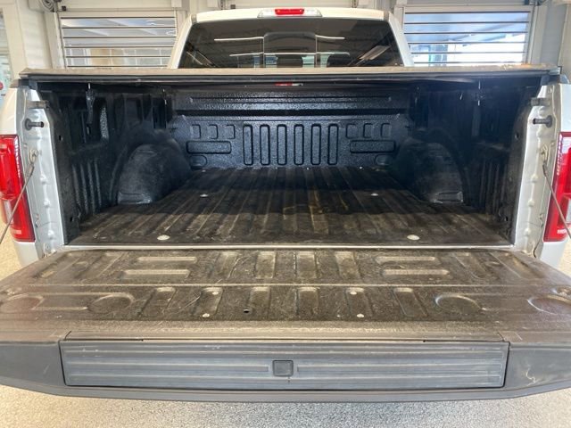 Used 2016 Ford F150 Platinum w/ Equipment Group 701A Luxury AWD/4WD image 7