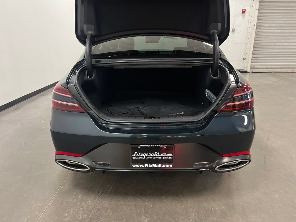 Used 2024 Genesis G70 2.5T RWD image 23