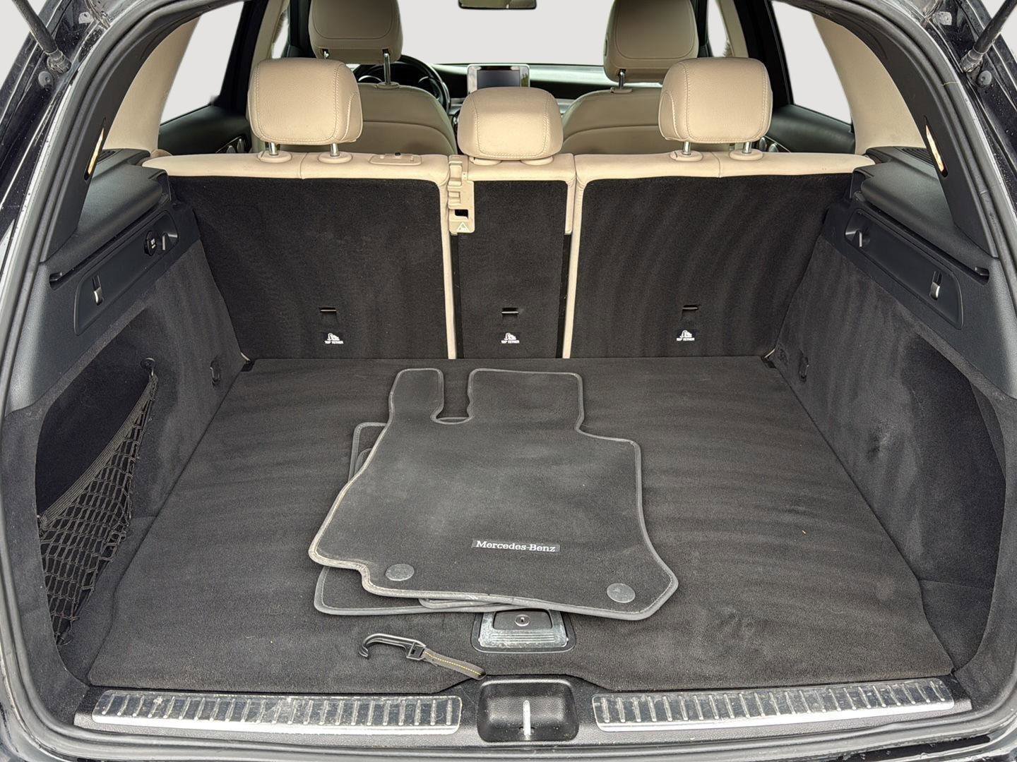 Used 2017 Mercedes-Benz GLC 300 4MATIC image 20