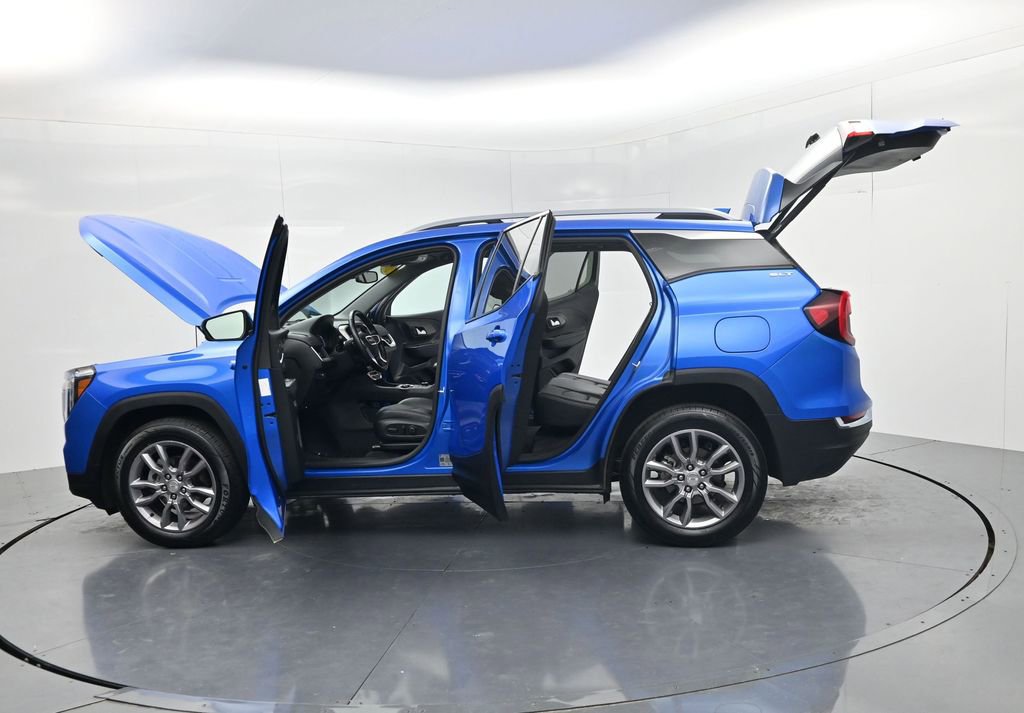 Used 2024 GMC Terrain SLT AWD/4WD image 65