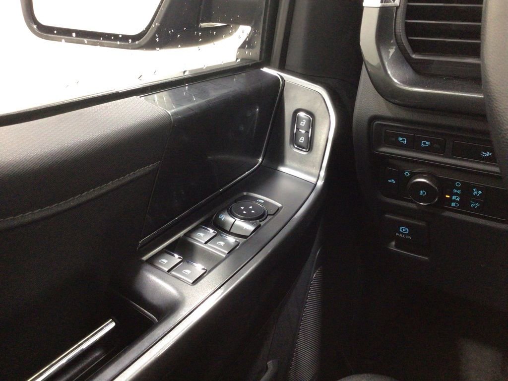 Used 2022 Ford F150 XLT w/ Equipment Group 302A High image 17